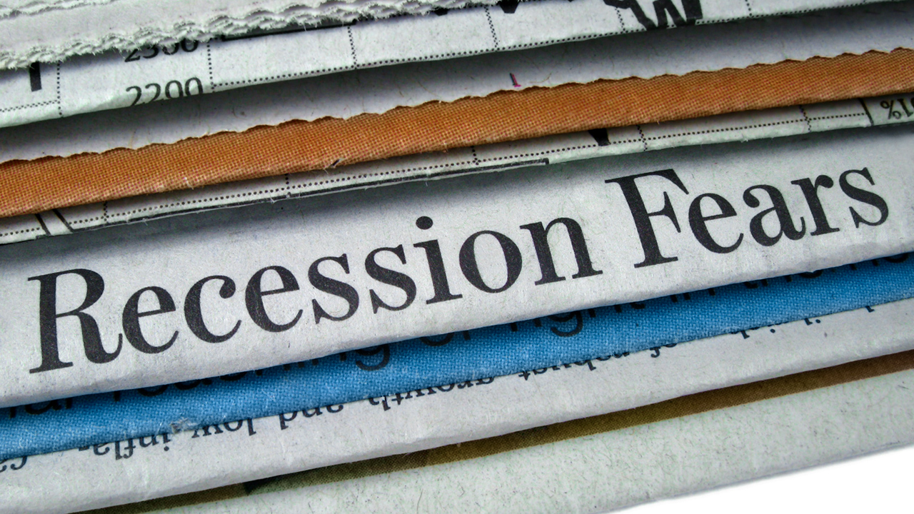 Mind the Lag: Recession Fears Flare Too Fast | Amundi US