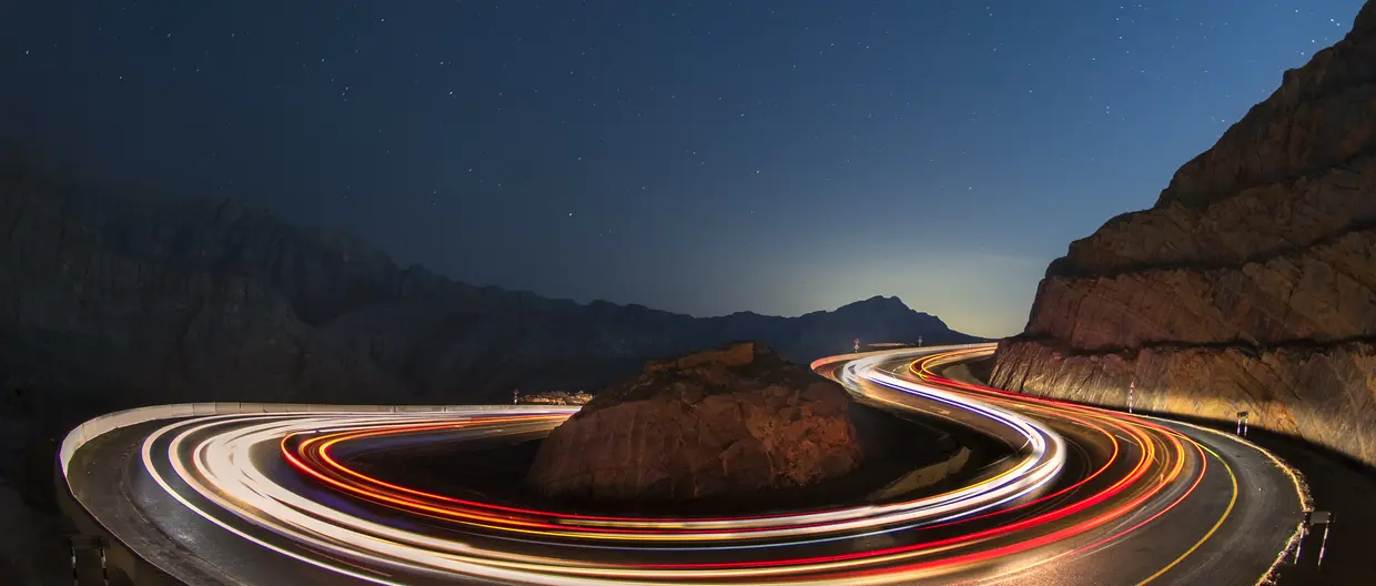 speed light movement around bend