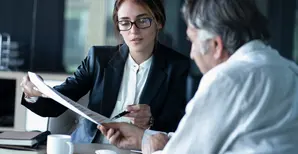 woman advisor