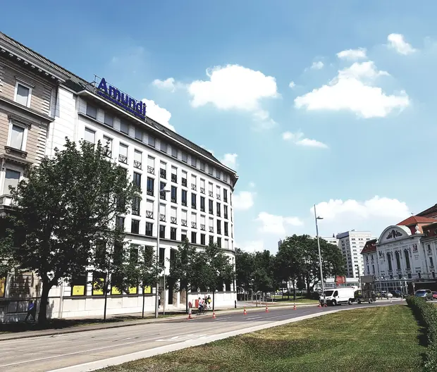 Amundi Office Tag