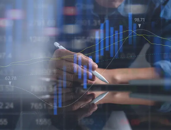 financial expert using digital technology
