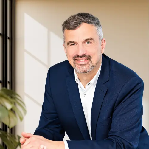 Portrait d'Eric Pommageot, responsable des relations avec les décideurs sociaux.
