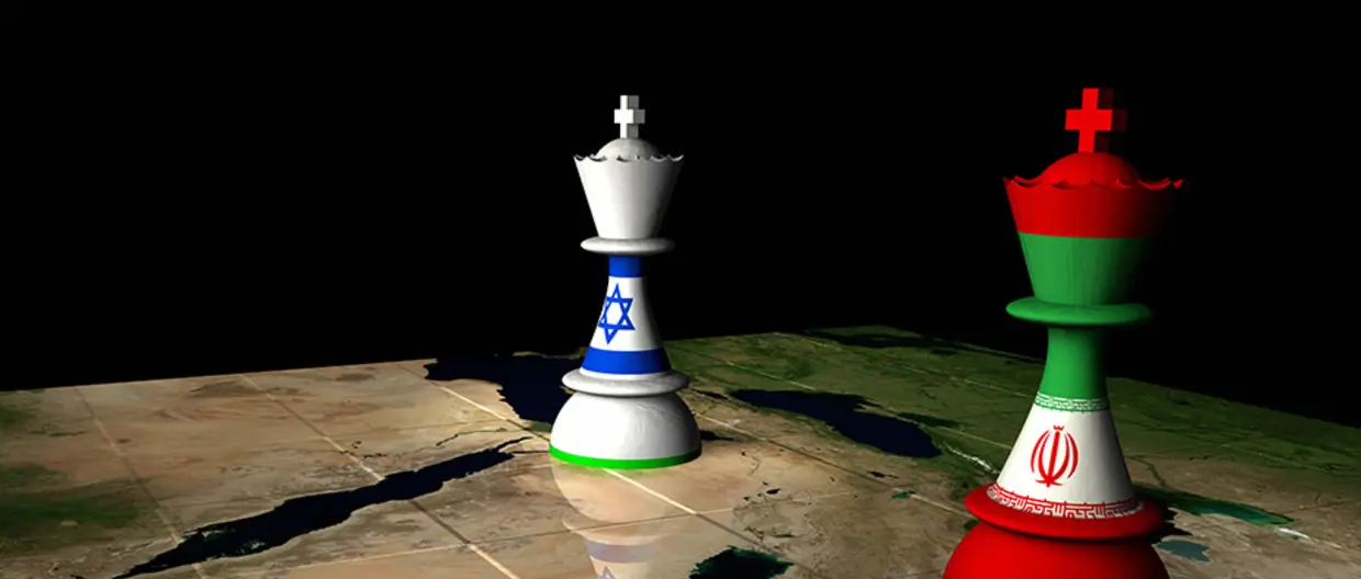 Cover investment talks giugno 2025 immagine di scacchi con bandiere israeliana e iraniana su una cartina