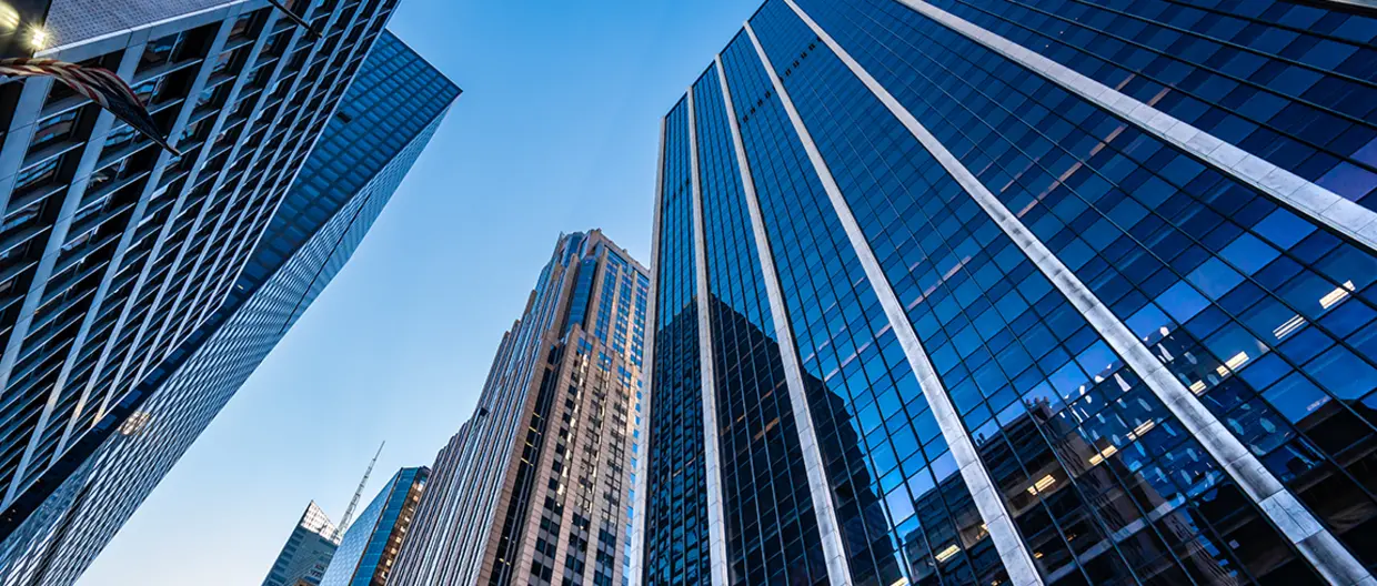 Default shockwaves: short‑term pass, medium‑term wake‑up call