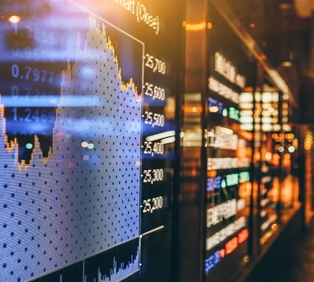 https://research-center.amundi.com/article/tariffs-and-european-news-fuel-volatility