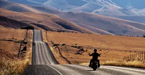 Market storie : Mid-Year Outlook 2025
