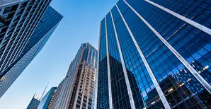 Default shockwaves: short‑term pass, medium‑term wake‑up call