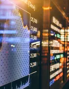 https://research-center.amundi.com/article/tariffs-and-european-news-fuel-volatility