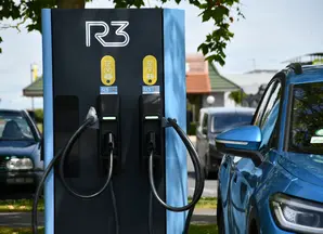ARA - Infrastructure - R3: a platform dedicated to the deployment of fast electric vehicle charging stations across France