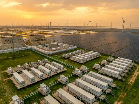 ARA - Infrastructure - Hybrid solar assets (with storage)