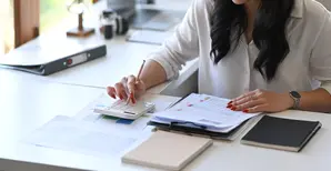 woman calculating 