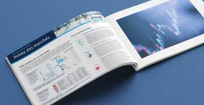 Une brochure ouverte sur un article intitulé 'Hebdo des marchés'