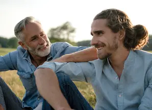 Private Altersvorsorge - Männer aus zwei Generationen 