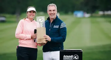 Amundi German Masters 2026 - Siegerin Leonie Harm und Daniel Reitz, CMO Amundi Deutschland, Fotograf: Jan Oliver Pemöller