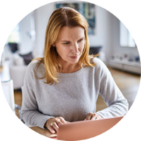 Altersvorsorge - Portrait Frau Mitte 40