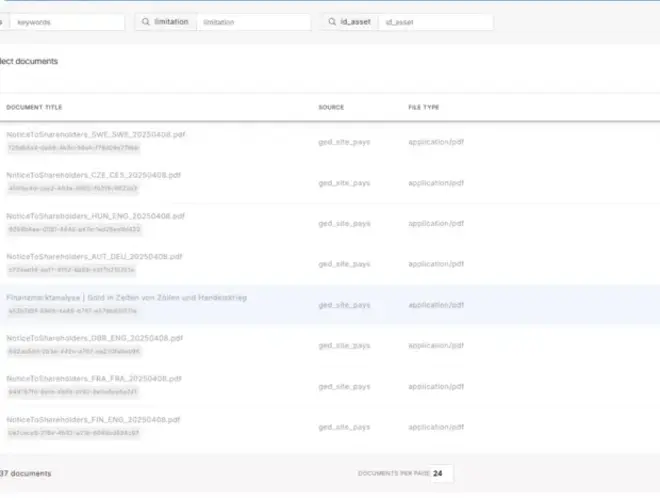 An office workspace in Amundi with a list of financial documents and PDFs displayed.