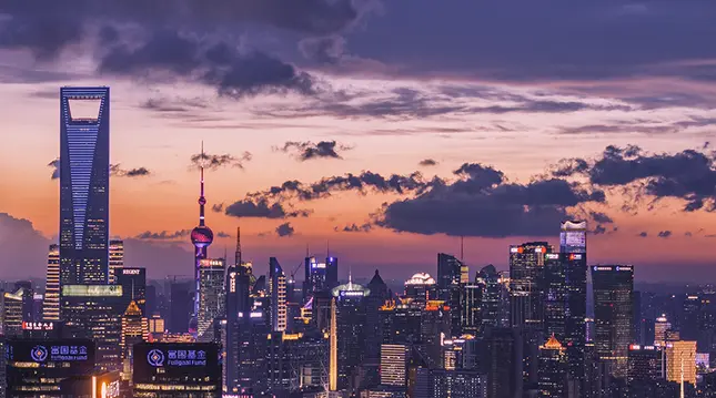 Unveiling the value of EM debt