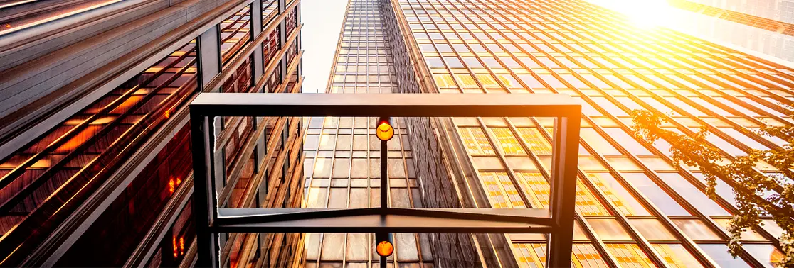 Global real estate markets: rich valuations, but not a source of systemic risk