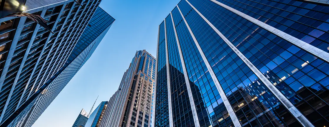 Default shockwaves: short‑term pass, medium‑term wake‑up call