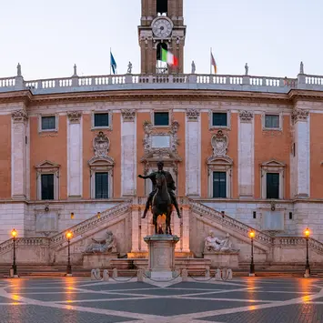 A view on Italy and its government debt
