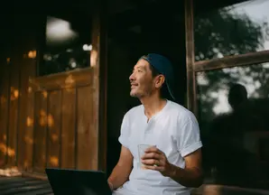 Man holding drink